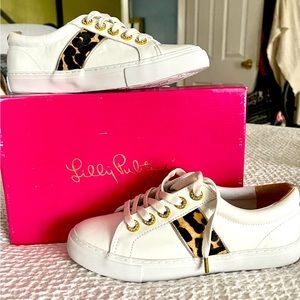 Lilly Pulitzer Lux Hallie  Sneaker size 7.5 New
